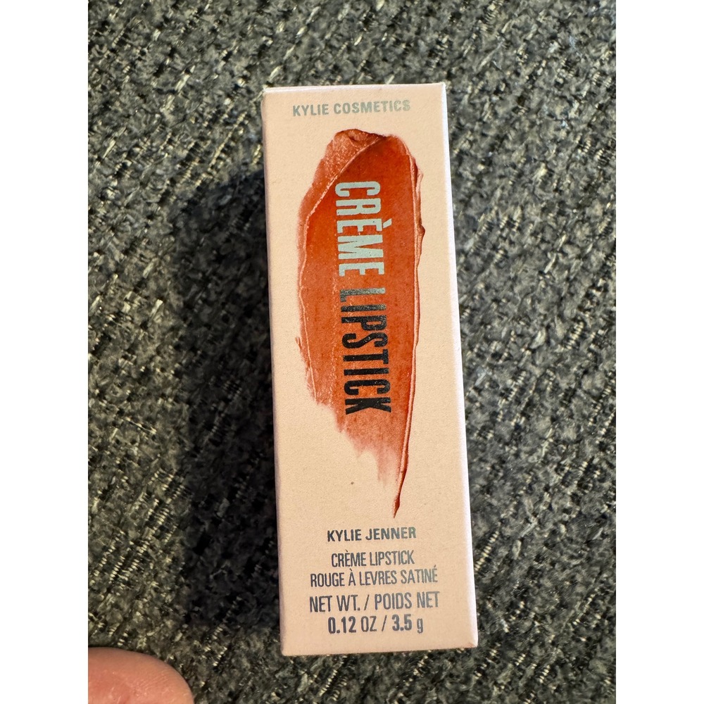 Kylie Cosmetics Creme Lipstick 613 If Looks Could Kill Satin Finish